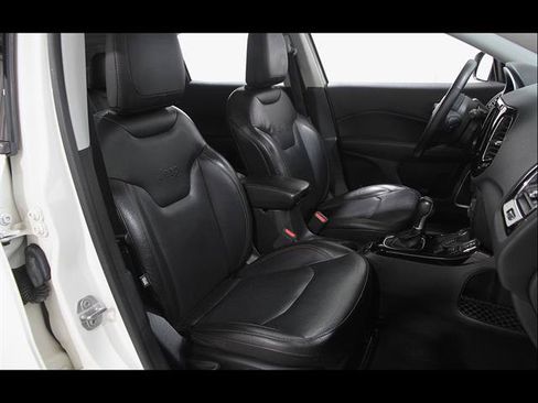 Used 2019 Jeep Compass Limited AWD/4WD image 17