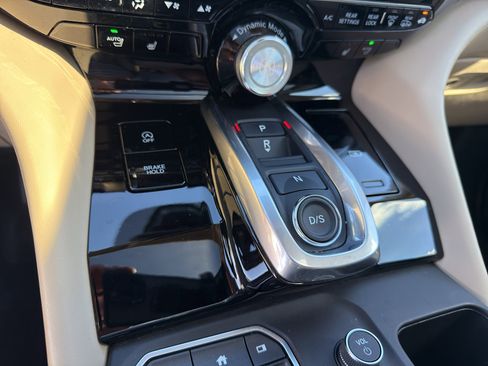 Used 2023 Acura MDX SH-AWD w/ Technology Package image 17