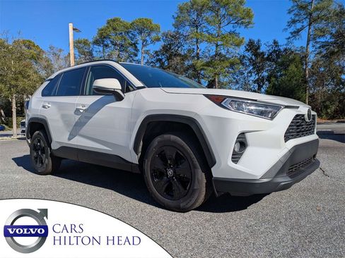 Used 2019 Toyota RAV4 XLE w/ Convenience Package image 1