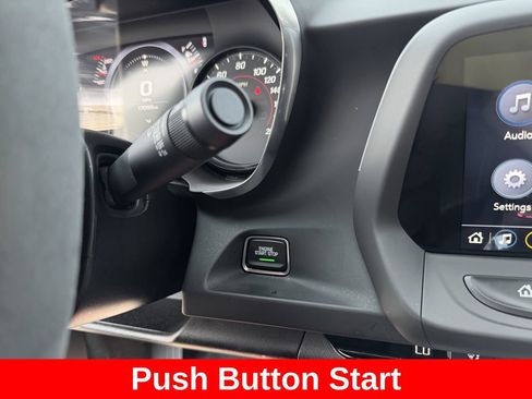 Used 2022 Chevrolet Camaro SS RWD image 5