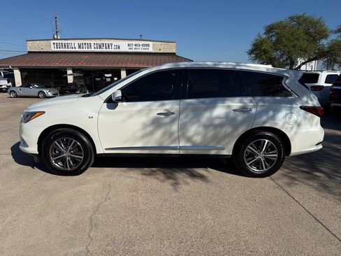 Used 2019 INFINITI QX60 Luxe w/ Essential Package image 4