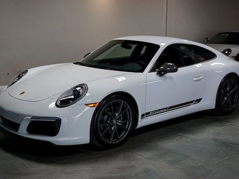 Used 2019 Porsche 911 Carrera image 5