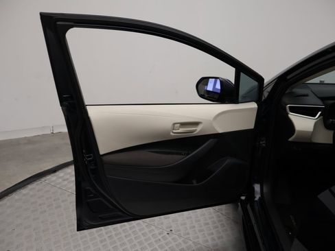 Certified 2025 Toyota Corolla LE FWD image 16