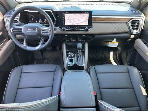 New 2026 GMC Canyon Denali image 14