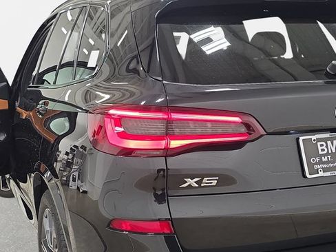 Used 2022 BMW X5 xDrive40i w/ M Sport Package AWD/4WD image 34