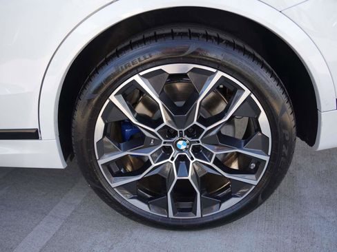 Used 2026 BMW X7 M60i image 6