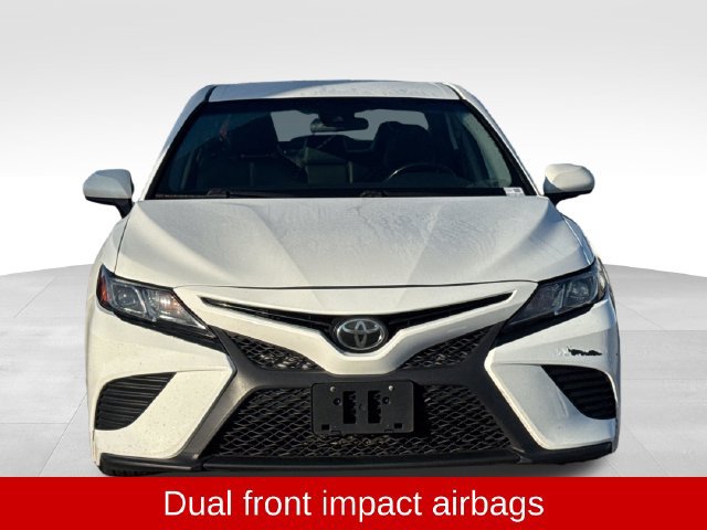 Used 2019 Toyota Camry SE FWD image 14