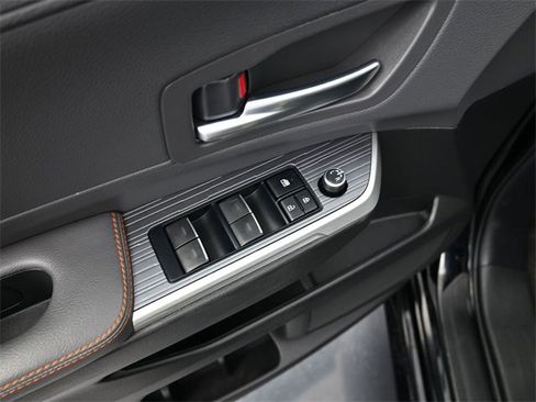 Used 2022 Toyota Sienna XSE image 13