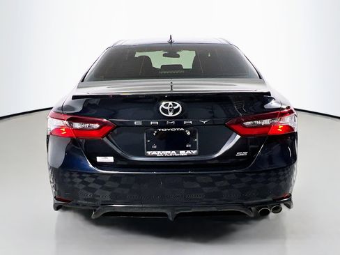 Used 2024 Toyota Camry SE image 6