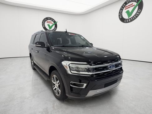 Used 2024 Ford Expedition Limited AWD/4WD image 7