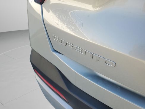 New 2026 Kia Sorento LX image 8