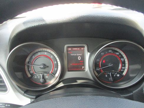 Used 2016 Dodge Journey Crossroad w/ Popular Equipment Group AWD/4WD image 29