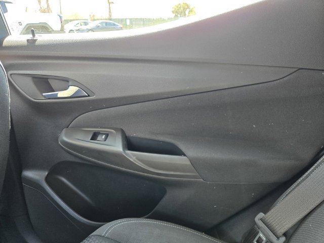 Used 2022 Chevrolet Bolt EUV LT FWD image 11
