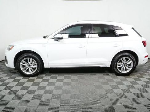 Used 2023 Audi Q5 2.0T Premium w/ Convenience Package AWD/4WD image 29