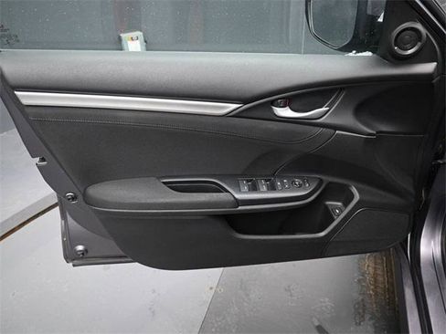 Used 2019 Honda Civic EX image 11