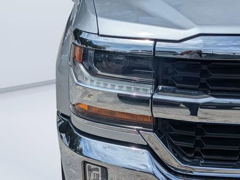 Used 2018 Chevrolet Silverado 1500 LT w/ LT Eassist Package RWD image 28