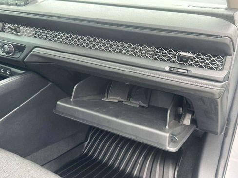 Used 2025 Honda Accord LX image 59