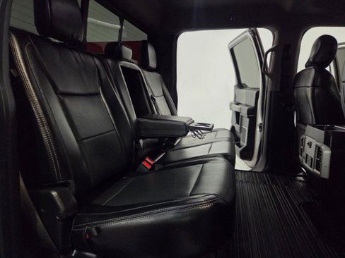 Used 2019 Ford F450 Lariat w/ Tow Technology Bundle image 78