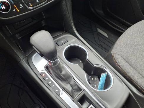 Used 2022 Chevrolet Equinox LT image 20