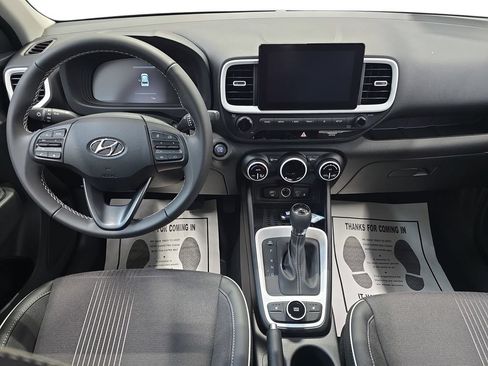 New 2026 Hyundai Venue SEL FWD image 9