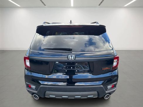 Used 2023 Honda Passport TrailSport image 5