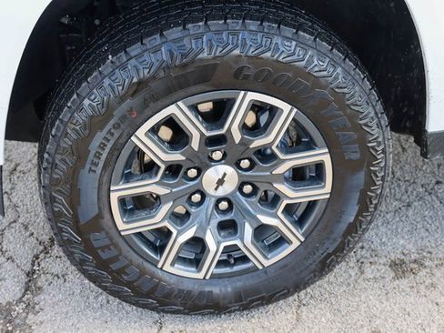 New 2026 Chevrolet Colorado Z71 w/ Technology Package image 7