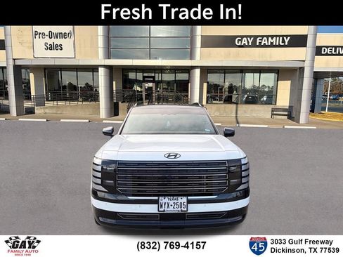 Used 2026 Hyundai Palisade Calligraphy FWD image 2