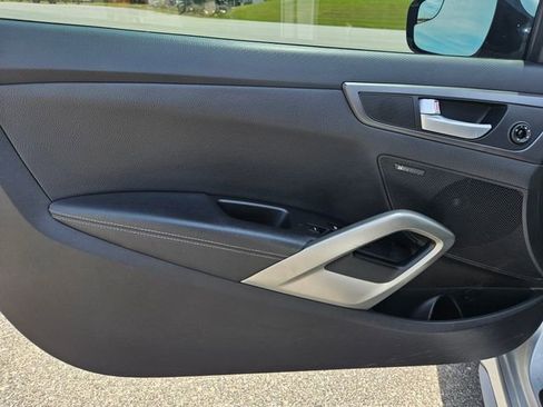 Used 2015 Hyundai Veloster Turbo w/ Option Group 04 image 10