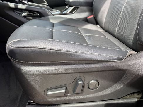 Used 2023 Kia Telluride EX AWD/4WD image 13