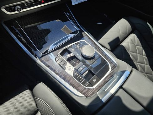 New 2026 BMW X5 sDrive40i w/ M Sport Package image 24