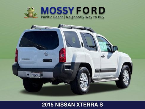 Used 2015 Nissan Xterra S RWD image 5