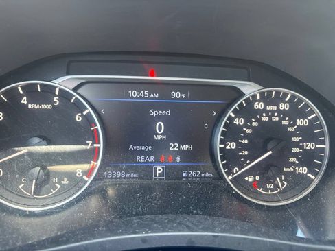 Used 2023 Nissan Altima 2.5 SR FWD image 4