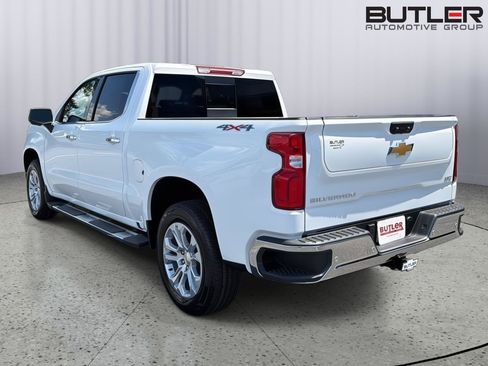 New 2026 Chevrolet Silverado 1500 LTZ w/ LTZ Premium Package AWD/4WD image 4