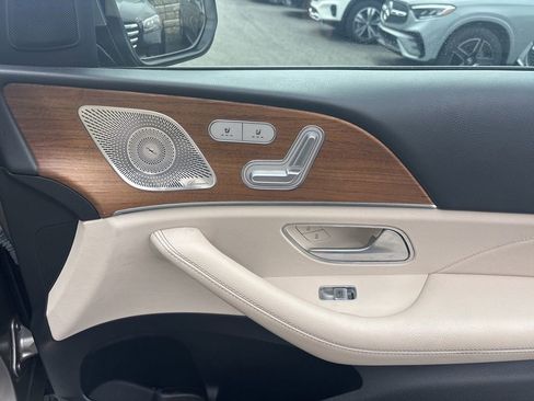 Used 2022 Mercedes-Benz GLE 350 4MATIC image 11