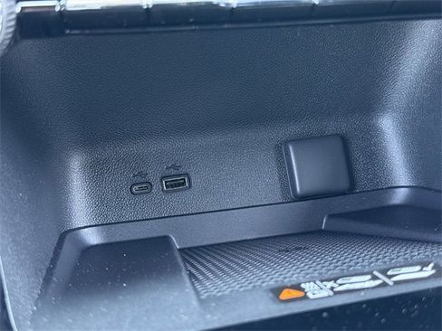 New 2026 Chevrolet Traverse LT w/ Enhanced Driving Package image 18