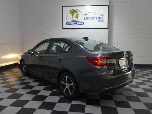 Used 2021 Subaru Impreza 2.0i Premium w/ Popular Package #3 AWD/4WD image 11