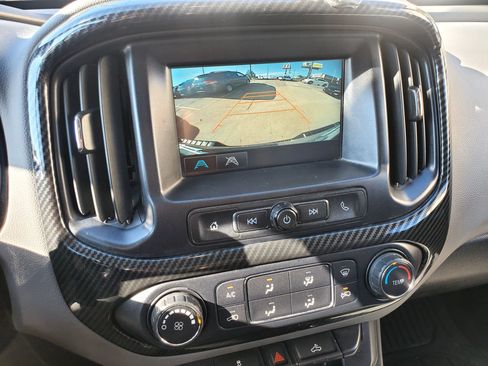 Used 2018 Chevrolet Colorado W/T RWD image 48