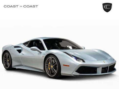 Used 2017 Ferrari 488 GTB image 1