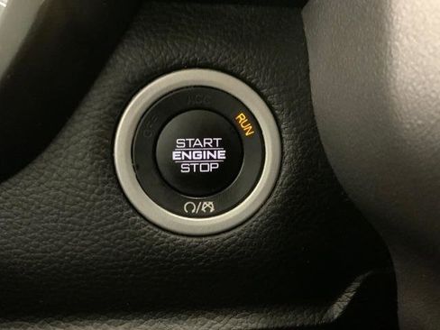 Used 2019 RAM 1500 Big Horn AWD/4WD image 19