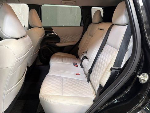 Used 2022 Mitsubishi Outlander SEL image 23