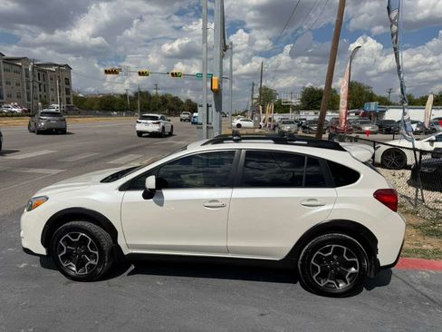 Used 2014 Subaru Crosstrek 2.0i Limited AWD/4WD image 4