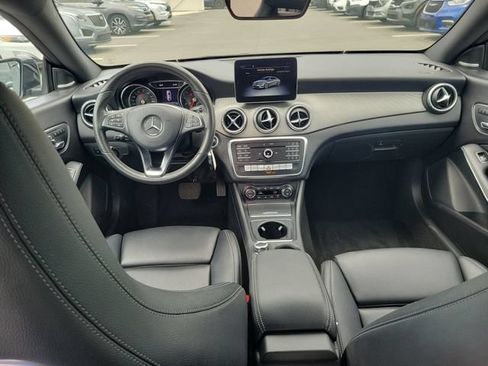 Used 2019 Mercedes-Benz CLA 250 4MATIC image 12