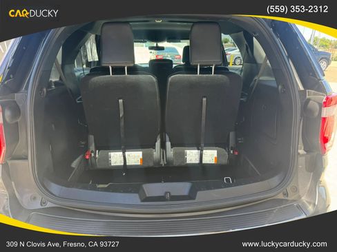 Used 2018 Ford Explorer XLT w/ Equipment Group 202A FWD image 23