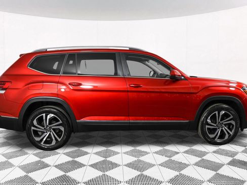 Certified 2022 Volkswagen Atlas SEL image 16