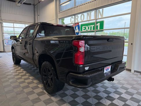 Used 2022 Chevrolet Silverado 1500 Custom w/ Rally Edition AWD/4WD image 4