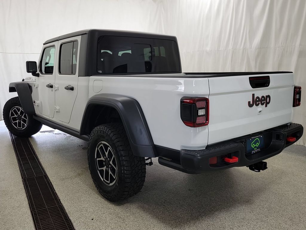 Used 2026 Jeep Gladiator Rubicon AWD/4WD image 8