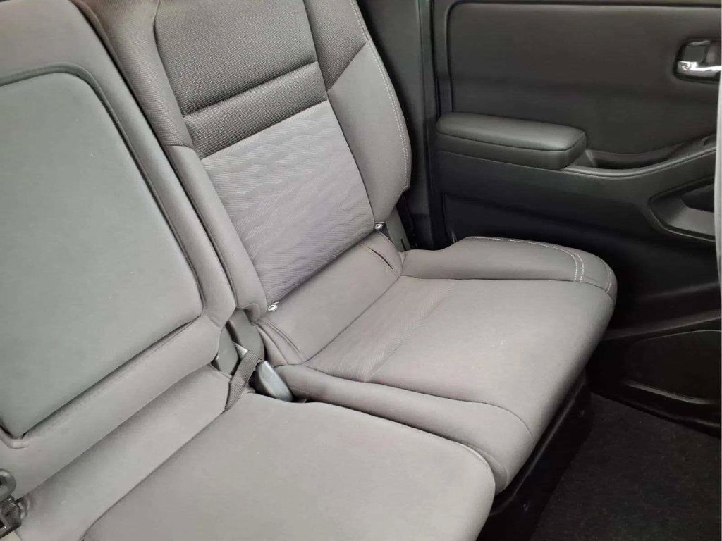 Used 2023 Nissan Frontier SV w/ SV Convenience Package RWD image 18
