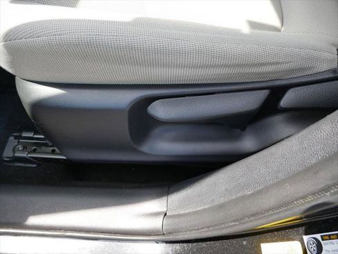 Certified 2020 Toyota Corolla LE FWD image 16