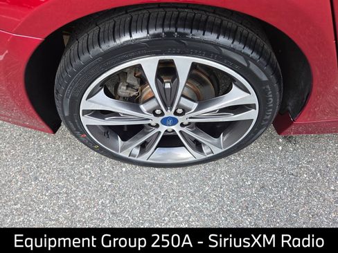 Used 2019 Ford Fusion Titanium AWD/4WD image 13