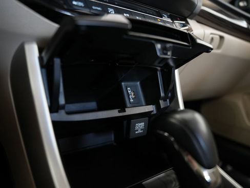 Used 2016 Honda Accord EX-L image 29